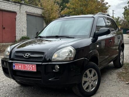 Хендай Туксон 2006 в Светловдске на Automoto.ua Черный Хендай Туксон, объемом двигателя 2 л и пробегом 137 тыс. км за 7800 $, фото 1 на Automoto.ua
