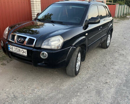 Чорний Хендай Туксон, об'ємом двигуна 1.98 л та пробігом 275 тис. км за 7800 $, фото 1 на Automoto.ua