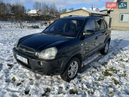 Черный Хендай Туксон, объемом двигателя 1.99 л и пробегом 334 тыс. км за 7300 $, фото 1 на Automoto.ua