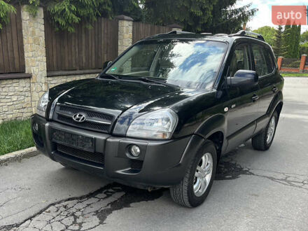 Хендай Туксон 2006 в Виннице на Automoto.ua Черный Хендай Туксон, объемом двигателя 1.99 л и пробегом 268 тыс. км за 7700 $, фото 1 на Automoto.ua