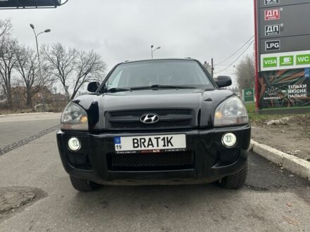 Чорний Хендай Туксон, об'ємом двигуна 2 л та пробігом 174 тис. км за 8000 $, фото 1 на Automoto.ua