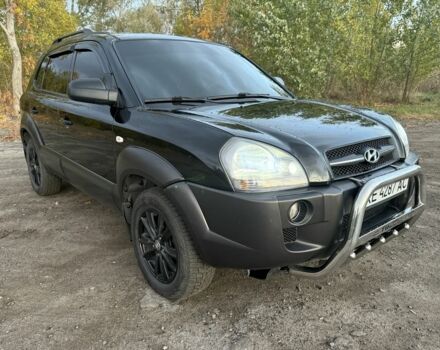 Черный Хендай Туксон, объемом двигателя 2 л и пробегом 230 тыс. км за 8200 $, фото 1 на Automoto.ua