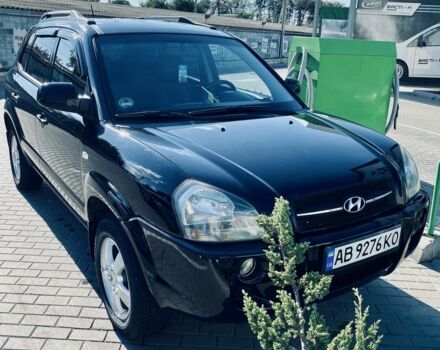 Черный Хендай Туксон, объемом двигателя 2 л и пробегом 204 тыс. км за 8600 $, фото 1 на Automoto.ua