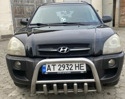 Чорний Хендай Туксон, об'ємом двигуна 2 л та пробігом 248 тис. км за 6500 $, фото 1 на Automoto.ua