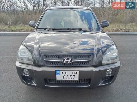 Чорний Хендай Туксон, об'ємом двигуна 2.7 л та пробігом 210 тис. км за 8500 $, фото 1 на Automoto.ua