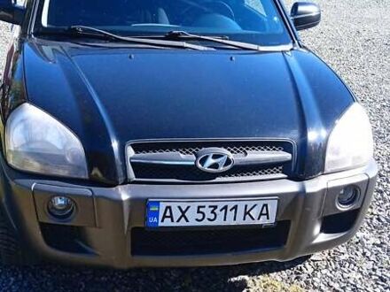 Хендай Туксон 2006 у Шепетовке на Automoto.ua Чорний Хендай Туксон, об'ємом двигуна 1.98 л та пробігом 283 тис. км за 7400 $, фото 1 на Automoto.ua