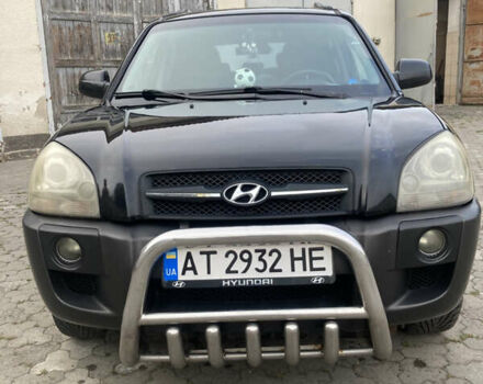 Чорний Хендай Туксон, об'ємом двигуна 1.99 л та пробігом 248 тис. км за 6500 $, фото 1 на Automoto.ua
