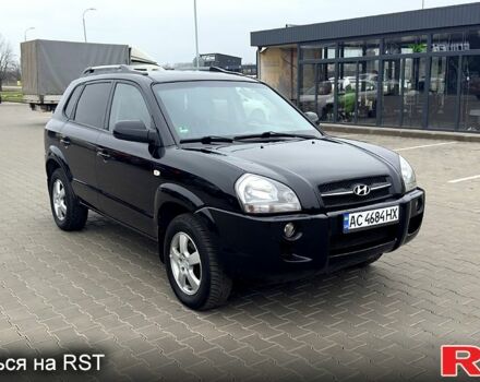 Чорний Хендай Туксон, об'ємом двигуна 2 л та пробігом 200 тис. км за 7800 $, фото 1 на Automoto.ua
