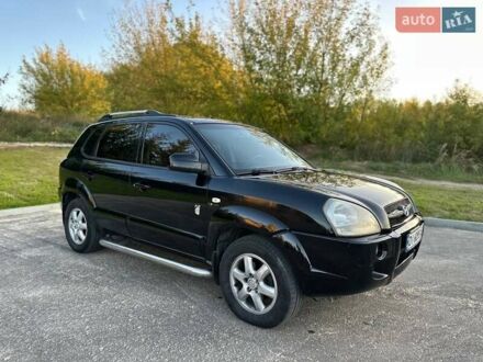 Хендай Туксон 2006 у Рівному на Automoto.ua Чорний Хендай Туксон, об'ємом двигуна 2 л та пробігом 235 тис. км за 6700 $, фото 1 на Automoto.ua