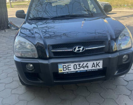 Чорний Хендай Туксон, об'ємом двигуна 1.98 л та пробігом 300 тис. км за 6800 $, фото 1 на Automoto.ua