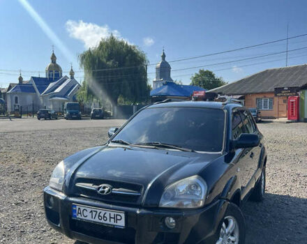 Чорний Хендай Туксон, об'ємом двигуна 2 л та пробігом 186 тис. км за 7700 $, фото 1 на Automoto.ua