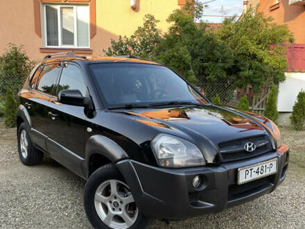 Хендай Туксон 2007 в Калуше на Automoto.ua Черный Хендай Туксон, объемом двигателя 2 л и пробегом 174 тыс. км за 7600 $, фото 1 на Automoto.ua