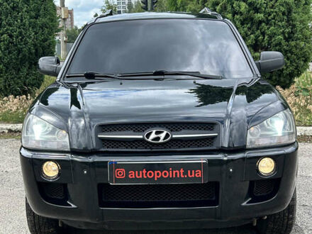 Хендай Туксон 2007 в Сумах на Automoto.ua Черный Хендай Туксон, объемом двигателя 1.98 л и пробегом 232 тыс. км за 8500 $, фото 1 на Automoto.ua
