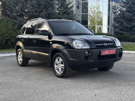 Хендай Туксон 2007 в Лубнах на Automoto.ua Черный Хендай Туксон, объемом двигателя 2 л и пробегом 239 тыс. км за 7850 $, фото 1 на Automoto.ua