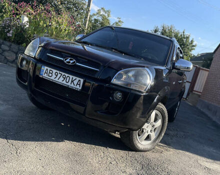Чорний Хендай Туксон, об'ємом двигуна 1.98 л та пробігом 157 тис. км за 9400 $, фото 1 на Automoto.ua