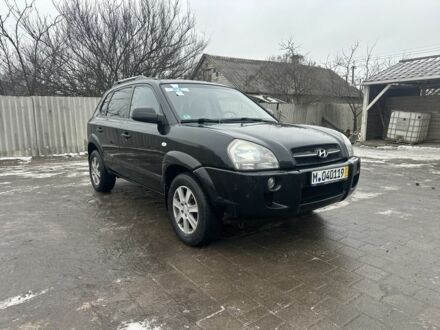 Чорний Хендай Туксон, об'ємом двигуна 2 л та пробігом 225 тис. км за 5000 $, фото 1 на Automoto.ua