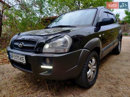 Черный Хендай Туксон, объемом двигателя 2.66 л и пробегом 200 тыс. км за 8900 $, фото 1 на Automoto.ua