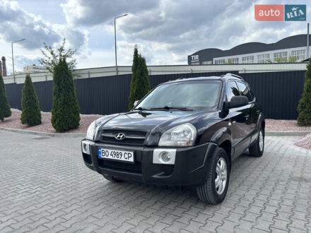 Хендай Туксон 2007 в Бучаче на Automoto.ua Черный Хендай Туксон, объемом двигателя 1.98 л и пробегом 240 тыс. км за 7100 $, фото 1 на Automoto.ua