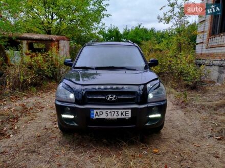Хендай Туксон 2007 в Запорожье на Automoto.ua Черный Хендай Туксон, объемом двигателя 2.66 л и пробегом 200 тыс. км за 8900 $, фото 1 на Automoto.ua