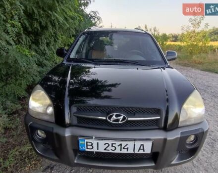 Чорний Хендай Туксон, об'ємом двигуна 1.98 л та пробігом 212 тис. км за 7500 $, фото 1 на Automoto.ua
