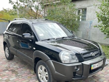 Чорний Хендай Туксон, об'ємом двигуна 2 л та пробігом 280 тис. км за 7200 $, фото 1 на Automoto.ua