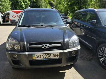 Хендай Туксон 2007 у Ужгороді на Automoto.ua Чорний Хендай Туксон, об'ємом двигуна 2 л та пробігом 223 тис. км за 8007 $, фото 1 на Automoto.ua