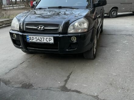 Хендай Туксон 2007 у Запоріжжя на Automoto.ua Чорний Хендай Туксон, об'ємом двигуна 2 л та пробігом 240 тис. км за 6800 $, фото 1 на Automoto.ua