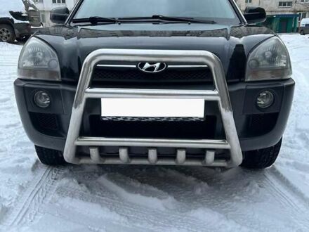 Чорний Хендай Туксон, об'ємом двигуна 1.98 л та пробігом 190 тис. км за 8000 $, фото 1 на Automoto.ua