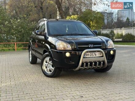 Черный Хендай Туксон, объемом двигателя 1.99 л и пробегом 195 тыс. км за 8900 $, фото 1 на Automoto.ua