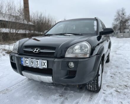 Черный Хендай Туксон, объемом двигателя 2 л и пробегом 339 тыс. км за 4000 $, фото 1 на Automoto.ua
