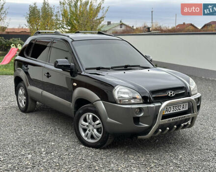 Хендай Туксон 2007 в Ужгороде на Automoto.ua Черный Хендай Туксон, объемом двигателя 1.98 л и пробегом 157 тыс. км за 7300 $, фото 1 на Automoto.ua