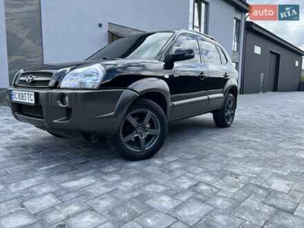 Хендай Туксон 2007 у Івано-Франківську на Automoto.ua Чорний Хендай Туксон, об'ємом двигуна 1.98 л та пробігом 259 тис. км за 7700 $, фото 1 на Automoto.ua