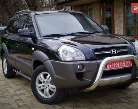 Чорний Хендай Туксон, об'ємом двигуна 2 л та пробігом 229 тис. км за 8600 $, фото 1 на Automoto.ua