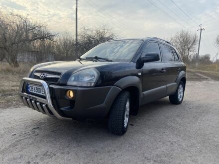 Хендай Туксон 2008 в Носовке на Automoto.ua Черный Хендай Туксон, объемом двигателя 2 л и пробегом 337 тыс. км за 7600 $, фото 1 на Automoto.ua