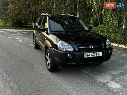 Хендай Туксон 2008 в Киеве на Automoto.ua Черный Хендай Туксон, объемом двигателя 1.98 л и пробегом 43 тыс. км за 8300 $, фото 1 на Automoto.ua