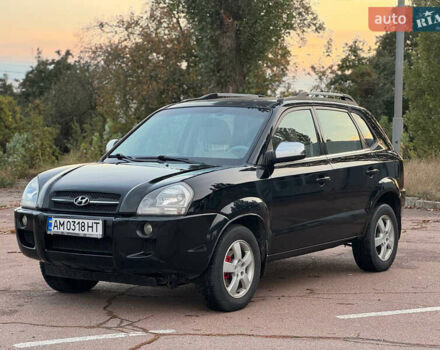 Черный Хендай Туксон, объемом двигателя 2 л и пробегом 361 тыс. км за 6499 $, фото 1 на Automoto.ua