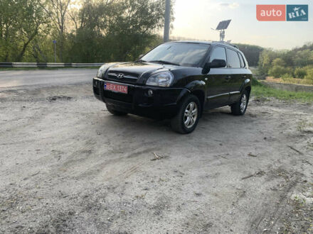 Хендай Туксон 2008 у Харкові на Automoto.ua Чорний Хендай Туксон, об'ємом двигуна 2 л та пробігом 117 тис. км за 9500 $, фото 1 на Automoto.ua