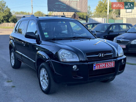 Чорний Хендай Туксон, об'ємом двигуна 2 л та пробігом 242 тис. км за 7800 $, фото 1 на Automoto.ua