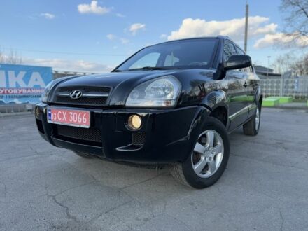 Хендай Туксон 2008 в Лубнах на Automoto.ua Черный Хендай Туксон, объемом двигателя 2 л и пробегом 209 тыс. км за 7599 $, фото 1 на Automoto.ua