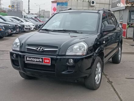 Чорний Хендай Туксон, об'ємом двигуна 2 л та пробігом 192 тис. км за 7990 $, фото 1 на Automoto.ua