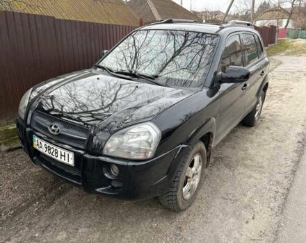 Черный Хендай Туксон, объемом двигателя 2 л и пробегом 179 тыс. км за 4200 $, фото 1 на Automoto.ua