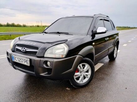 Хендай Туксон 2008 у Дрогобичі на Automoto.ua Чорний Хендай Туксон, об'ємом двигуна 2 л та пробігом 255 тис. км за 8950 $, фото 1 на Automoto.ua