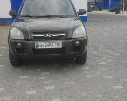 Черный Хендай Туксон, объемом двигателя 2 л и пробегом 214 тыс. км за 6000 $, фото 1 на Automoto.ua