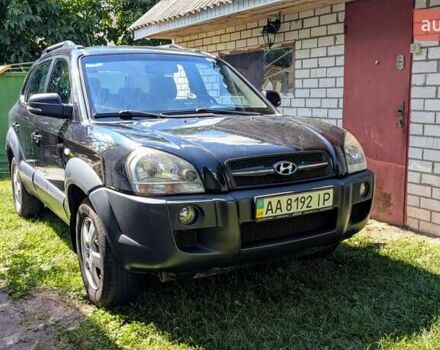 Чорний Хендай Туксон, об'ємом двигуна 1.99 л та пробігом 196 тис. км за 8750 $, фото 1 на Automoto.ua