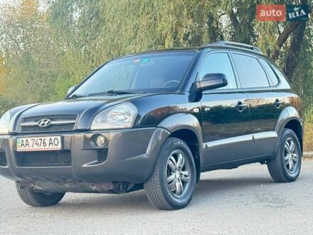 Чорний Хендай Туксон, об'ємом двигуна 2 л та пробігом 171 тис. км за 9500 $, фото 1 на Automoto.ua