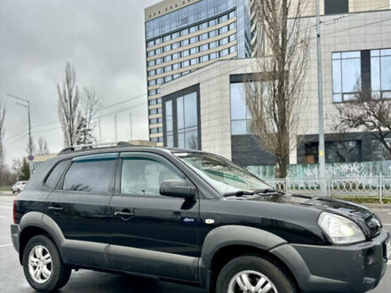 Чорний Хендай Туксон, об'ємом двигуна 1.98 л та пробігом 238 тис. км за 8499 $, фото 1 на Automoto.ua