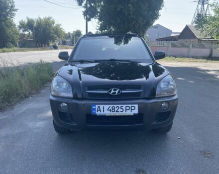 Черный Хендай Туксон, объемом двигателя 2 л и пробегом 193 тыс. км за 7200 $, фото 1 на Automoto.ua
