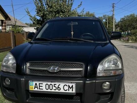 Хендай Туксон 2008 у Дніпро (Дніпропетровську) на Automoto.ua Чорний Хендай Туксон, об'ємом двигуна 2 л та пробігом 334 тис. км за 8700 $, фото 1 на Automoto.ua