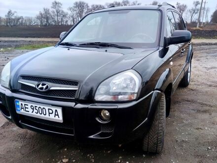 Хендай Туксон 2008 в Днепре (Днепропетровске) на Automoto.ua Черный Хендай Туксон, объемом двигателя 2 л и пробегом 235 тыс. км за 9300 $, фото 1 на Automoto.ua