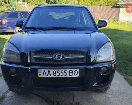 Чорний Хендай Туксон, об'ємом двигуна 1.98 л та пробігом 298 тис. км за 7500 $, фото 1 на Automoto.ua